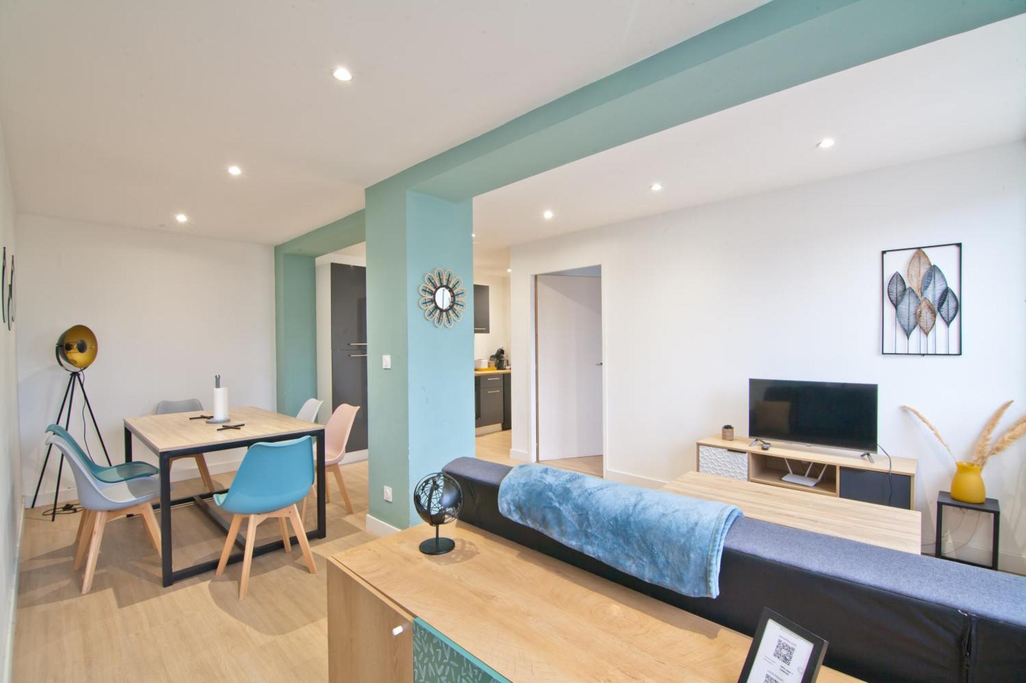 Appartement Familial, 2 Chambres, En Rdc Sur Cour Saint-Florentin  Esterno foto