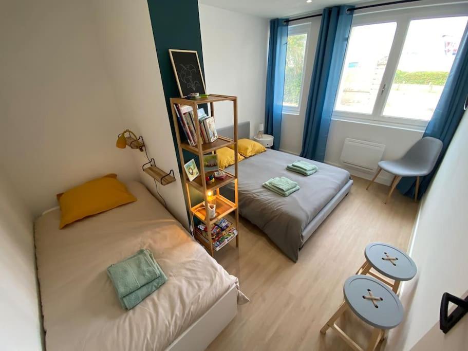 Appartement Familial, 2 Chambres, En Rdc Sur Cour Saint-Florentin  Esterno foto